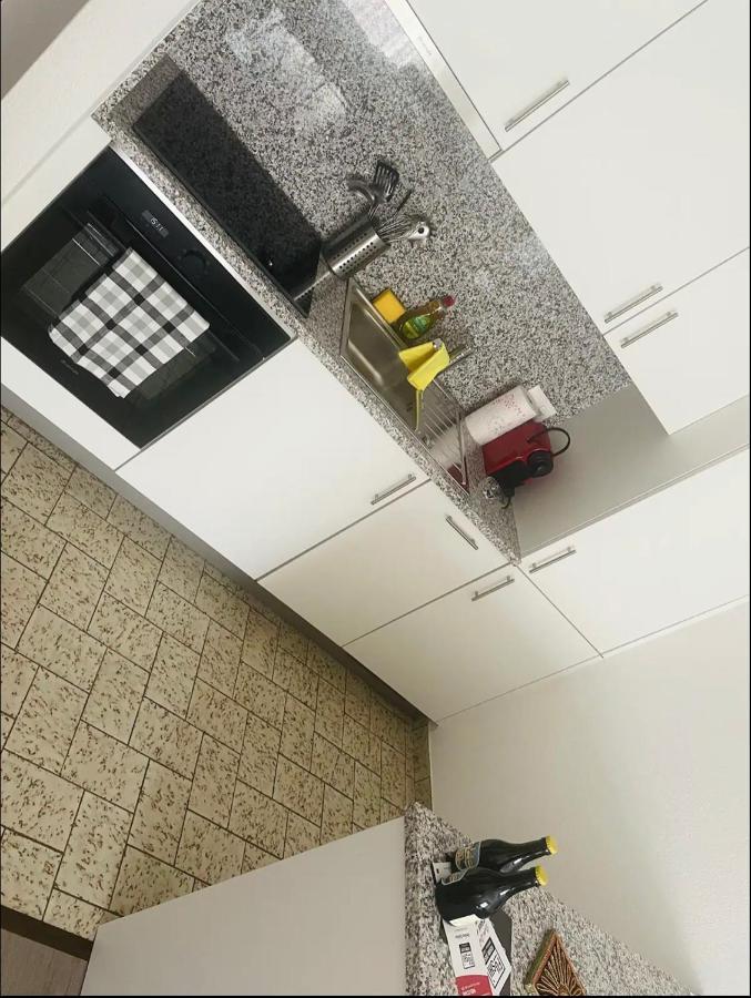 Ascona: Residenza Sabrina,App 2.5 Locali E Piscina Apartment Luaran gambar